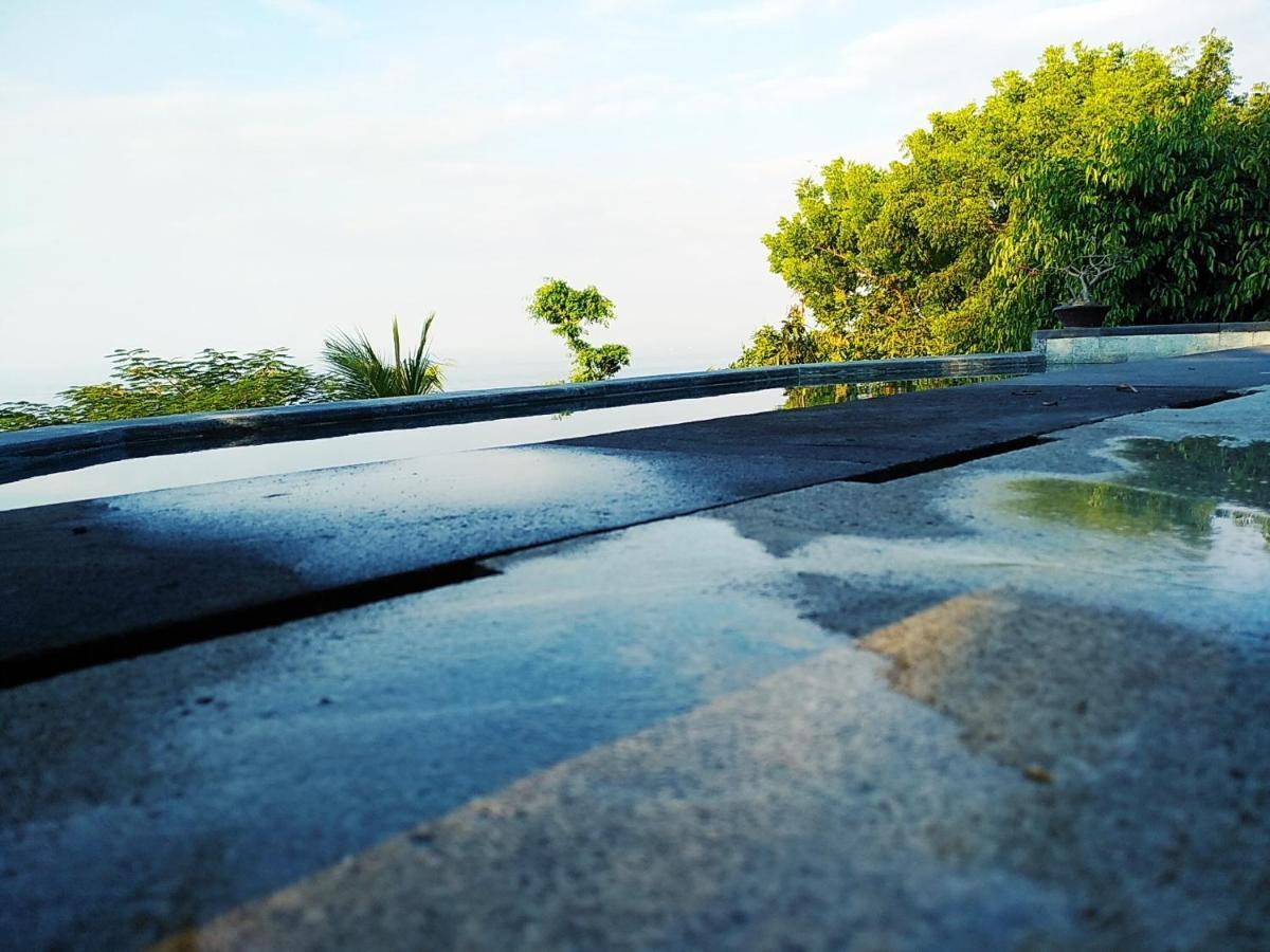 Villa Mimpi Manis Infinity Pool&180°Ocean View Амед Экстерьер фото
